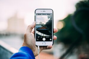 不倫の電話相談ができる匿名のおすすめ場所はどこ？